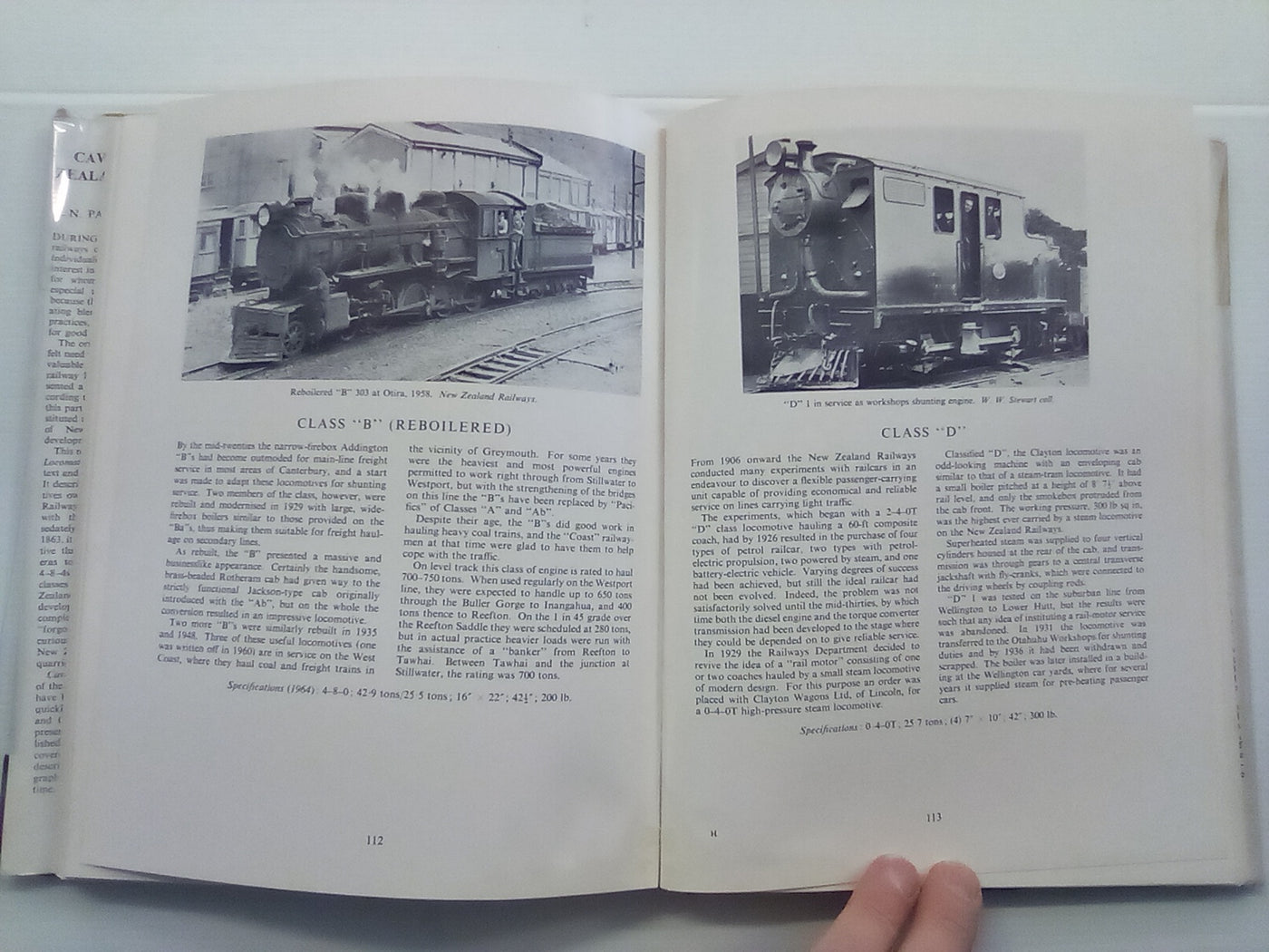 Cavalcade of New Zealand Locomotives (1965) by A.N. Palmer & W.W. Stewart