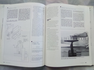 The Complete Guide to Sharpening by Leonard Lee