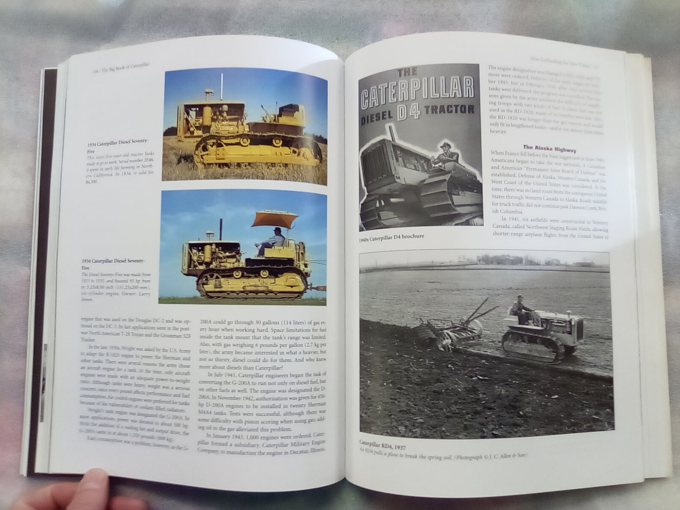 The Big Book of Caterpillar - Complete History of Bulldozers & Tractors